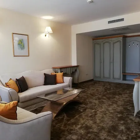 Duni Marina Royal Palace 소조폴